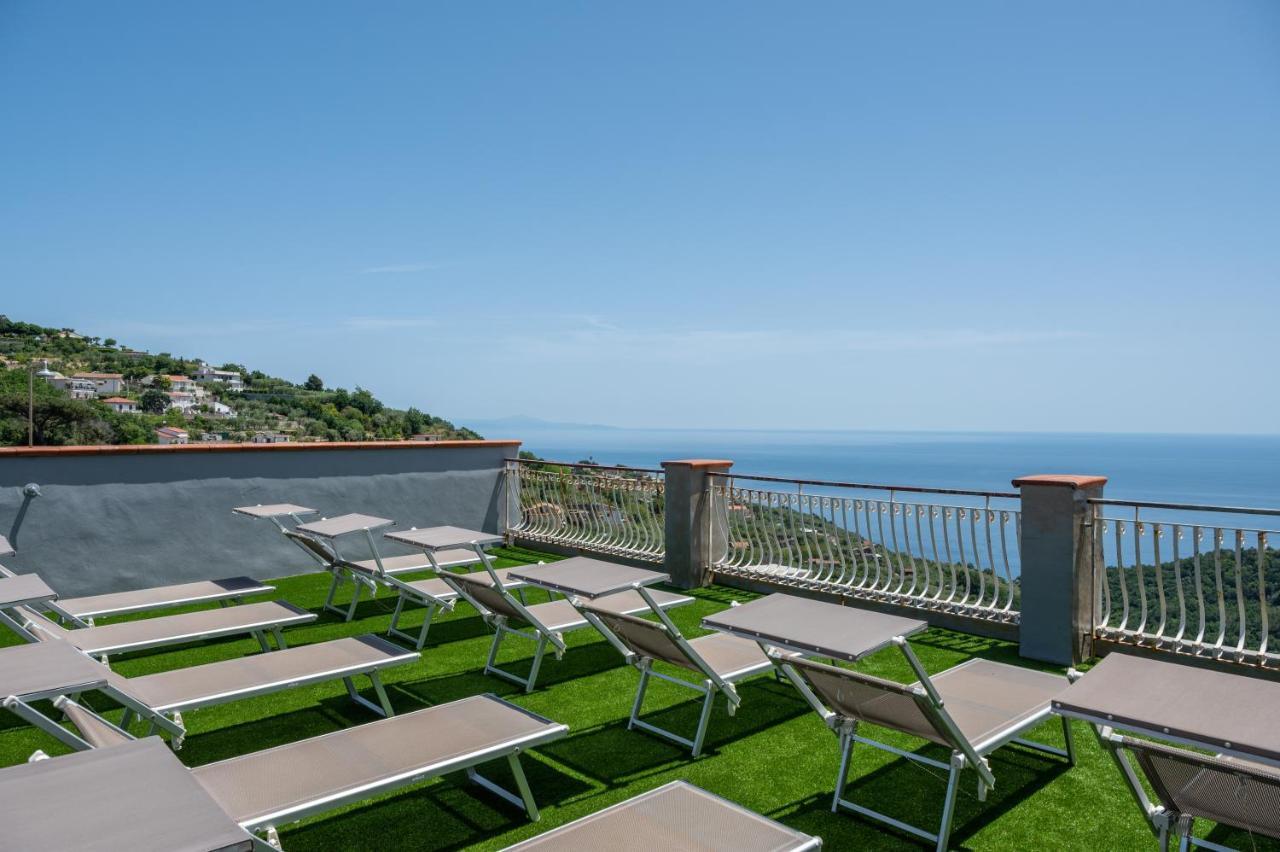 Hotel Montana SantʼAgata sui Due Golfi Extérieur photo