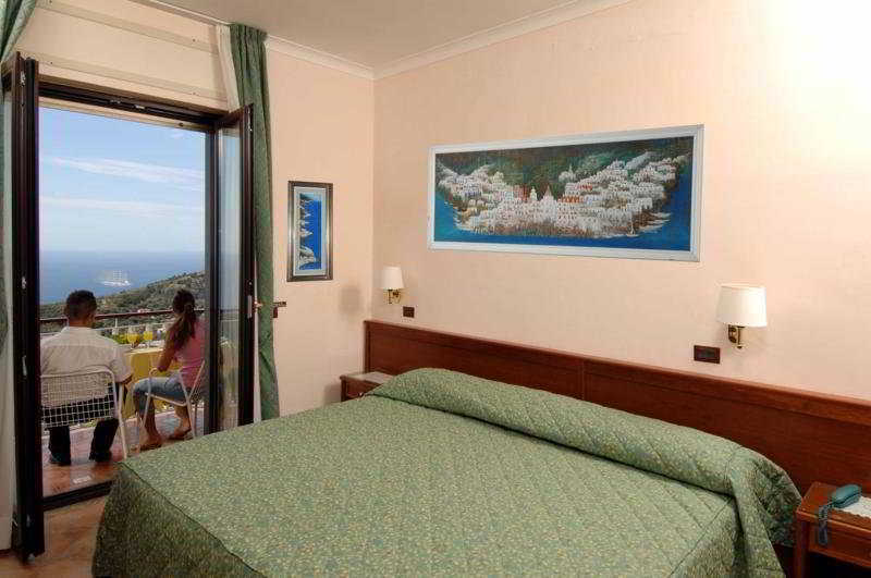 Hotel Montana SantʼAgata sui Due Golfi Extérieur photo