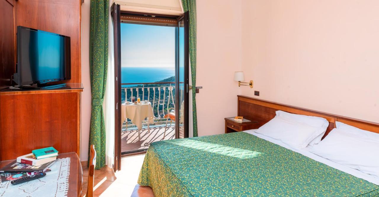 Hotel Montana SantʼAgata sui Due Golfi Extérieur photo